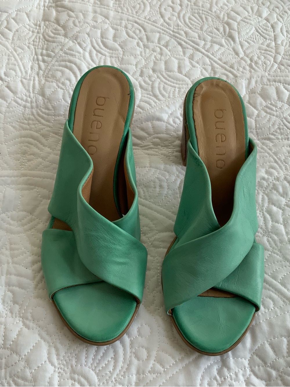 Bueno light Teal/Green Twist Slide Mules